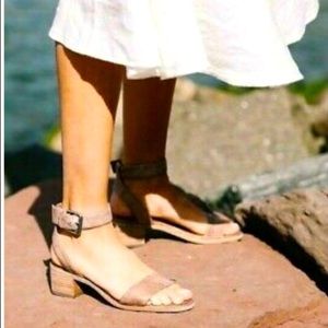 Frye Leather Cindy Ankle Straps Sandals Heels 7.5